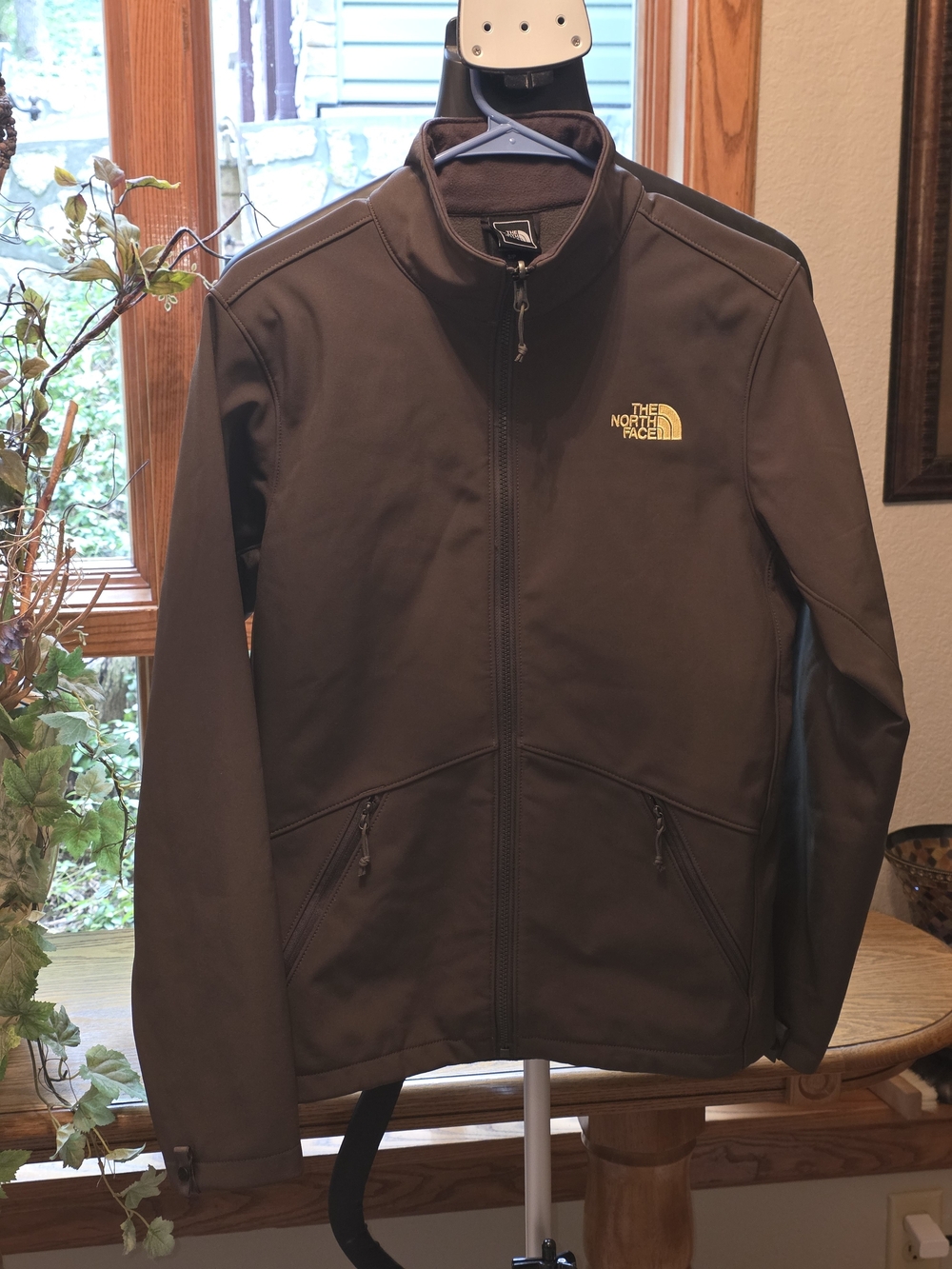 The North Face Black Men's Softshell Jacket Sz S